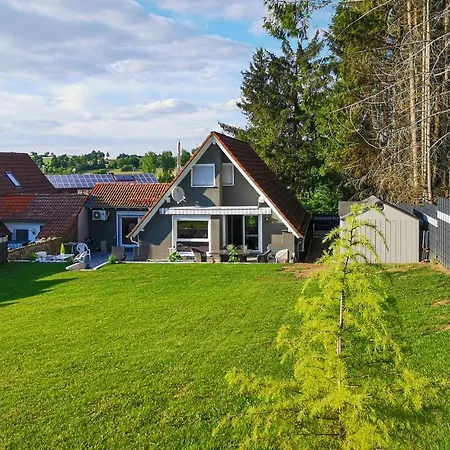 Semesterbostad 2 Bedroom Beautiful In Ulrichstein