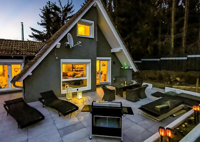 2 Bedroom Beautiful In בית נופש