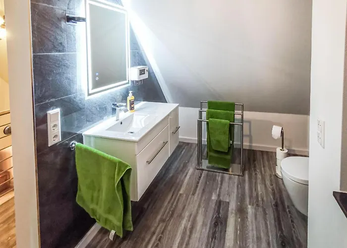 2 Bedroom Beautiful In Ulrichstein